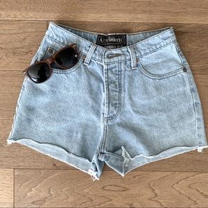 ☀️1990s Vintage High-waisted Cutoff Jeans